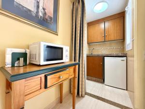 PYR Beach & Pool Private Studios