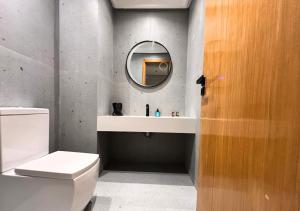 Grand Studio Moderne au Centre, Parking Privé