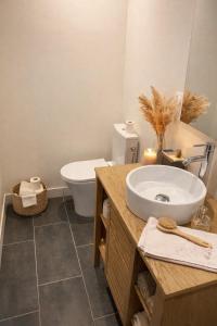 Havre de paix lumineux et cosy au calme proche du centre avec TV et Wifi