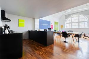 Hoffman Square by onefinestay