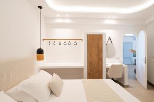 SN Santorini Apartments