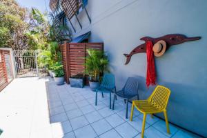 Kingfisher – Beachfront 3BR, Shared Heated Pool, Central Location Agnes Water1770