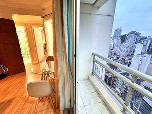 2 Quartos, Acad. Piscina e Sauna, Metrô Paulista