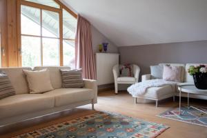 ChiemSeeNest - romantische Ferienwohnung am Chiemsee mit Sommer Seezugang