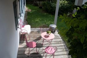 ChiemSeeNest - romantische Ferienwohnung am Chiemsee mit Sommer Seezugang