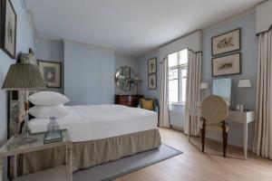 Burton Mews by onefinestay