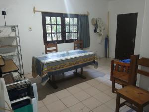 MUY cerca de la playa