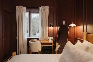 Hotel Morado