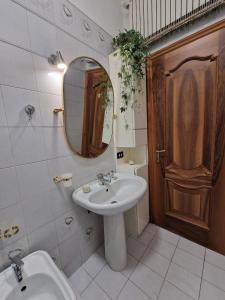 Navigli Elegant Apartment with Park View