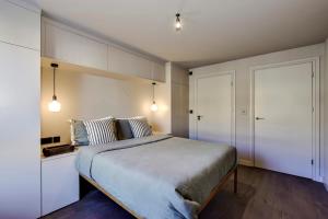 Luxury 2 bed Canalside nr Kings Langley Station