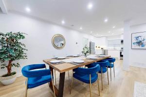Lux 7 Bedroom Home [Near Rogers StadiumDownsview]