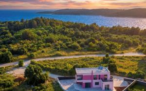 Relaxing Villa Giardin