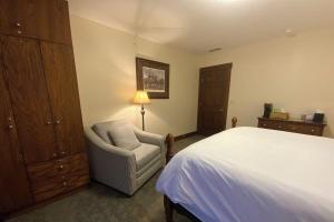 Charleston House Bed & Breakfast Inn