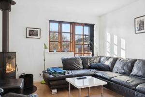 Lovely Holiday Home Near Forest And Beach