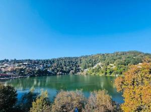 Naini Hill View Boho