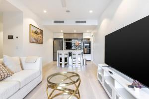 Brisbane Gorgeous 3BR Apartment with Study overlooking BNE River Single Room room