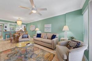 Boardwalk 986 by Youngs Suncoast