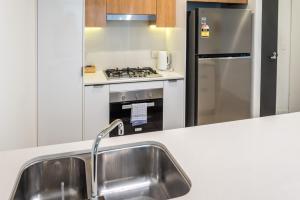 City-Center Cozy 2BDR Apartment with Parking