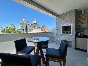 One Paraíso - Apto com terraço a apenas 2 minutos do mar na Praia de Palmas
