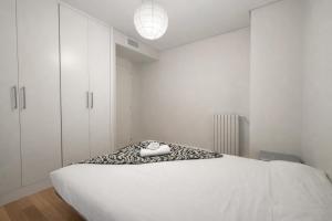 Apartamento espacioso - 2 dormitorios - 2 baños - Cerca del metro