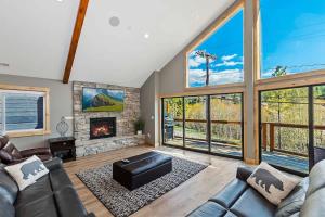 090 - Sonoma Mountain Lodge - Big Bear Getaway