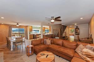 175 - Eagle Escape on Big Bear Lake