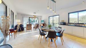 Villa With Pool Between Porto-Vecchio And Bonifacio