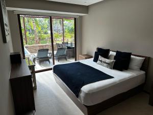 Apartment with a private pool