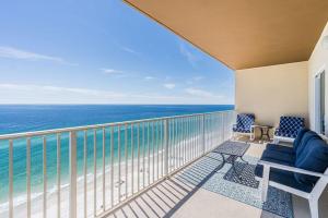 Crystal Shores West 1006 by Youngs Suncoast