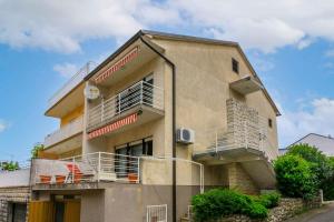 Apartments in Selce 41696