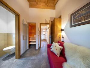 Alpine Wellness Chalet near Wildkogel