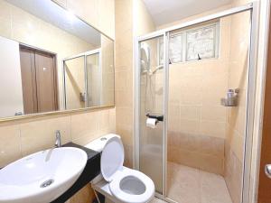 3BR Apartment in Serdang with Pool & Parking