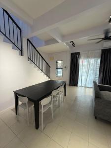 SDC Homestay - Palm Heights LD