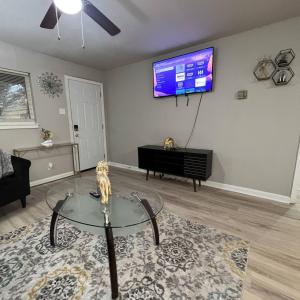 1 DT Dallas l FIFA WORLD CUP READY l 5 Min from Love Field