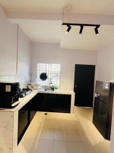 SDC Homestay - Palm Heights LD