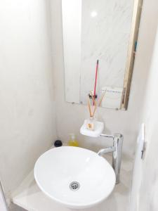 CASA 3 DORMITORIOS MATRIMONIALES y PARQUE