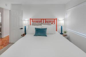 Indian Wells Saltwater Pool Home Walk 2 Tennis & Festival Shuttles