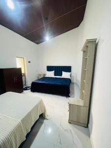 Golden Paradise Transit Hotel