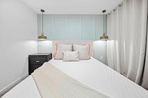 Spacious 7-Bedroom Escape at Solara Resort