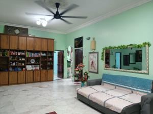 Delima Guest House Kangkar Pulai
