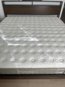 The Quiet Spur Apartment