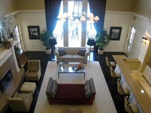 Exclusive Top Floor 1 bedroom in central Irvine one month min