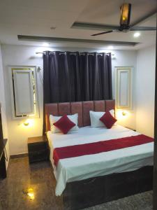 Hotel Celebration home