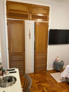 180 sq meter apartment for you and your group to have fun during Carnival