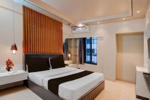 Townhouse Oak Gravity Inn