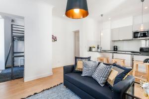 Apartment Yellow Bica