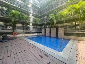 Family Suite-150Newport Boulevard Southwing