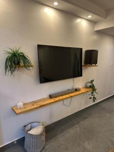 Winchester Gardens, Modern 1-Bedroom Apartment, Riverside Drive Nairobi