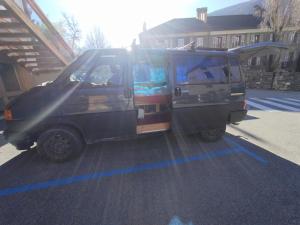 Van a louer au pied des pistes 2