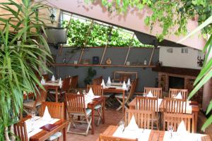 Room and Apartment Perlica